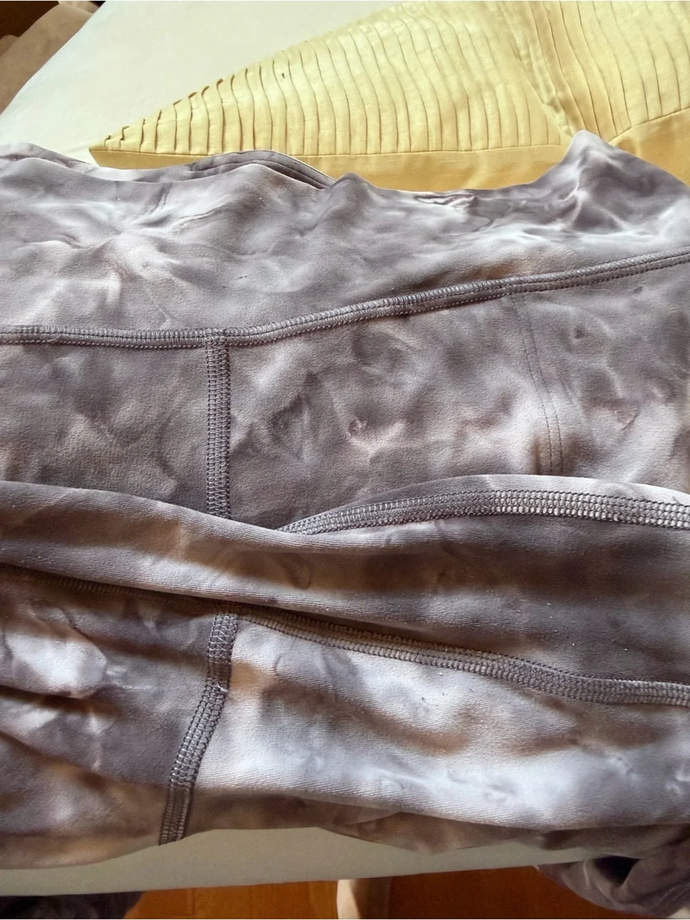 lululemon athletica very minimal